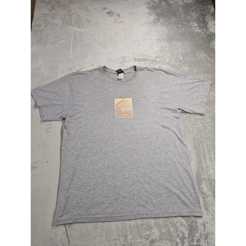 Nike Men's Gray "RUN" Graphic T-Shirt Short Sleeve Casual Athletic Tee Size XL